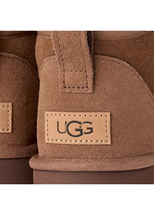 W Classic ultra mini støvle Rocky Oak UGG